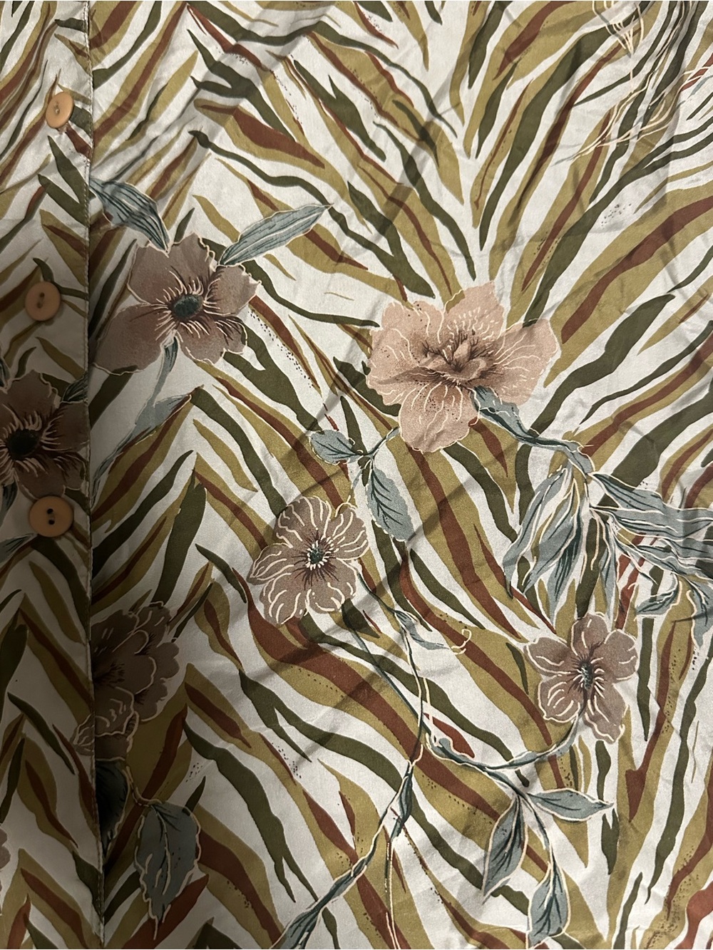 Anna And Frank Olive, Tan and Cream Floral-Print Button blouse - Picture 14 of 15